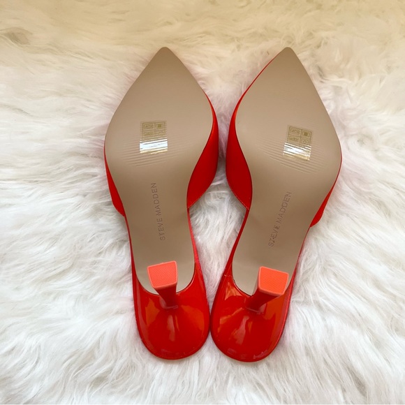 New! STEVE MADDEN Luxe City Embellished Satin Heeled Mules - Picture 11 of 13